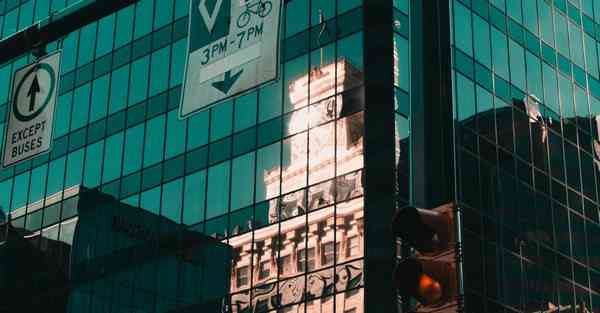 AI绘画帅气男生二次元（二次元可爱男生画法）