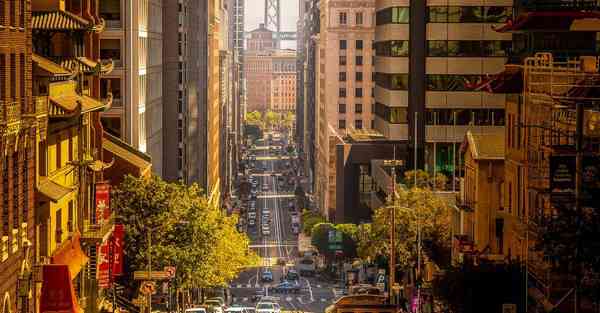 大数据包含设备数据的行业文章