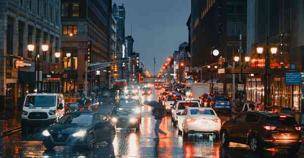 大数据包含设备数据的行业文章