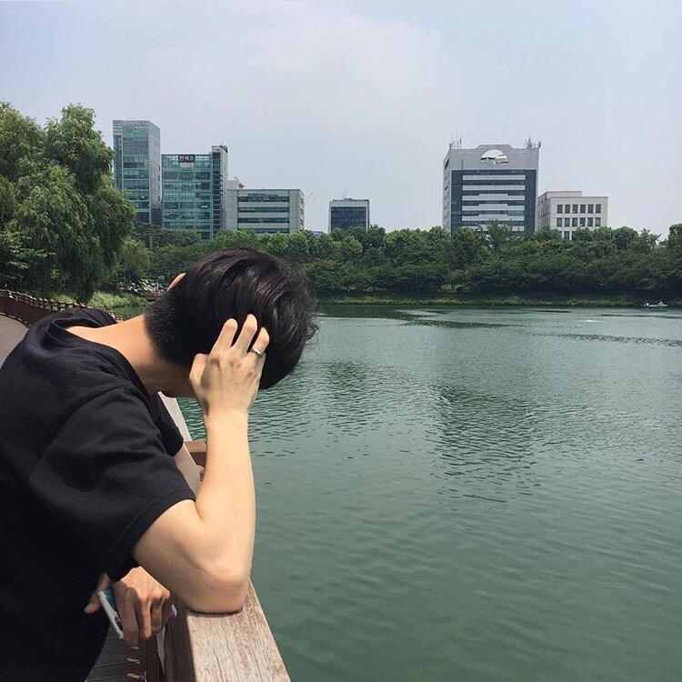 尉迟晓新玛