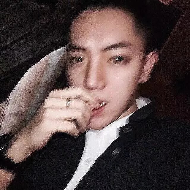 邹河彬娥