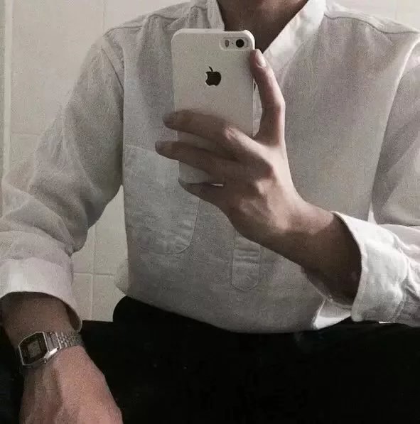茅伟翔谦
