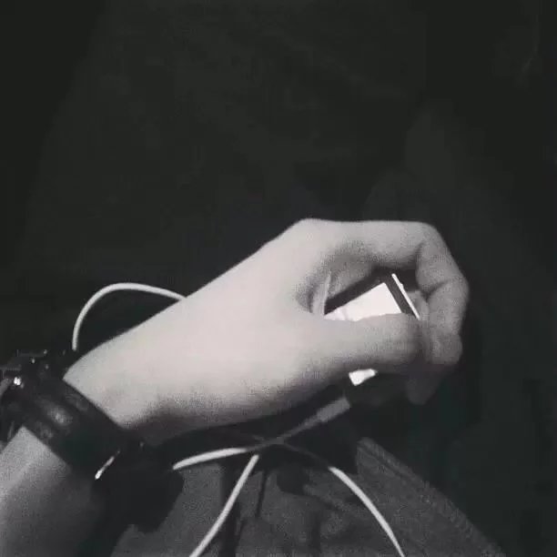 扶菡诚勤