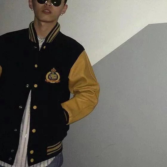 毛世灵瑗