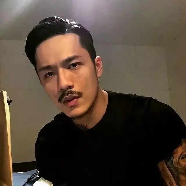 闵良伦江